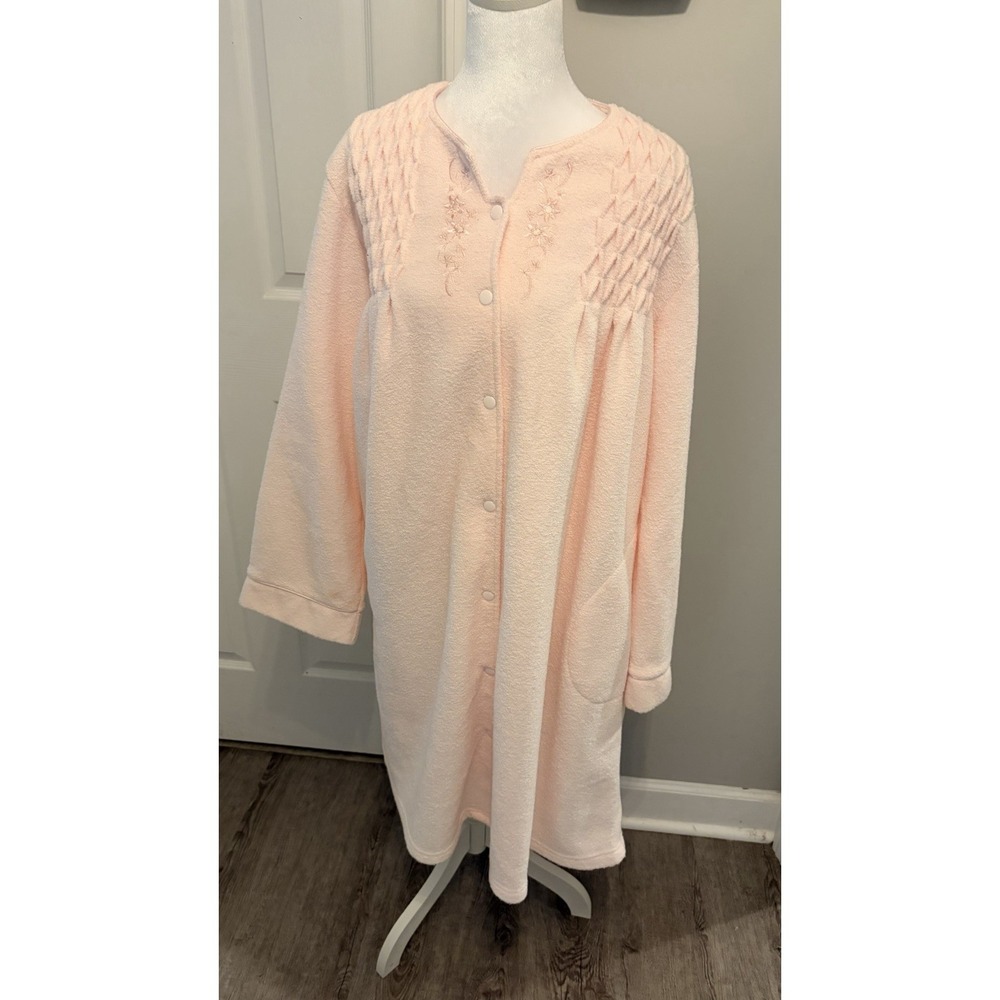 Miss Elaine Fleece Robe XL Pink Snap Front Smocked Floral Embroidered Housecoat